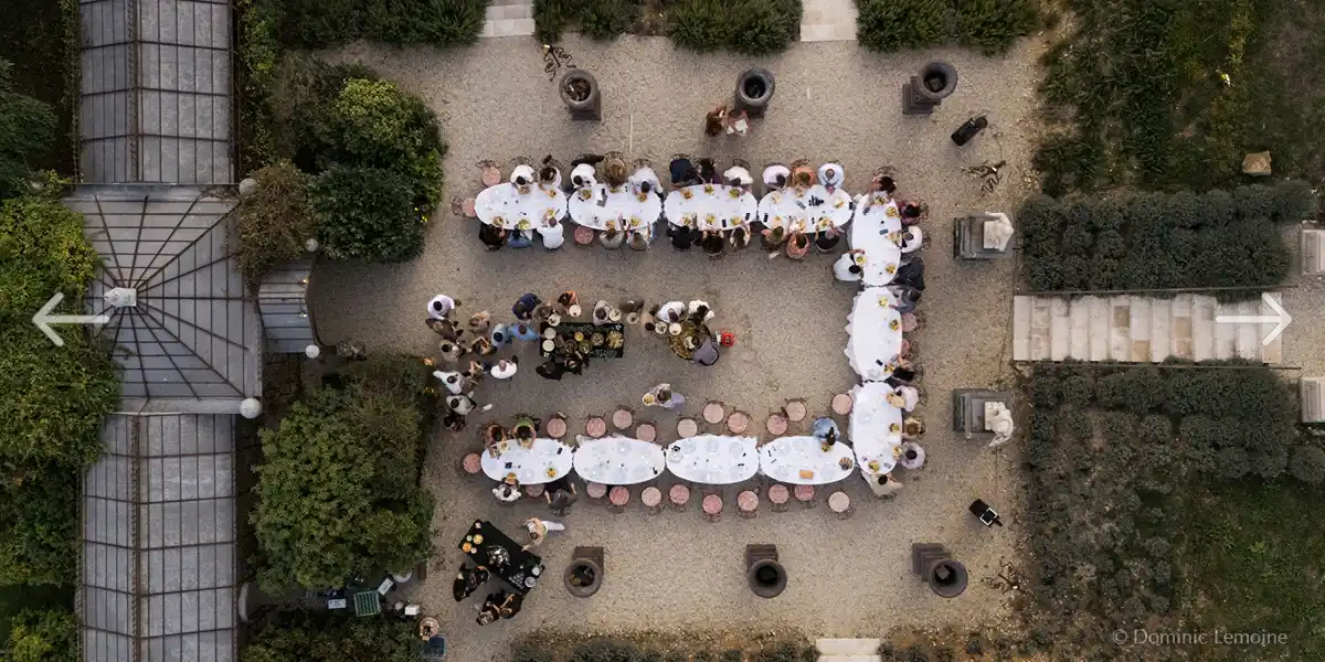 bruidslunch in de buitenlucht
