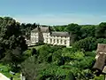 the chateau hosts weddings one hour from Paris