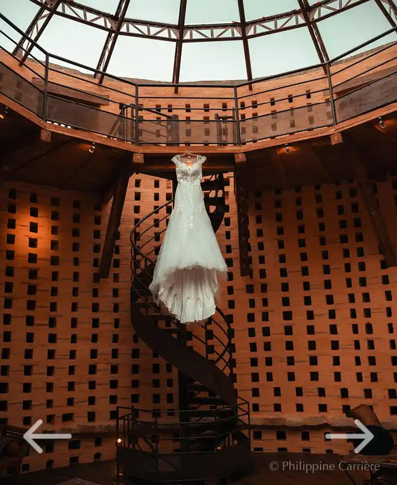 de bruidsjurk in de bruidssuite