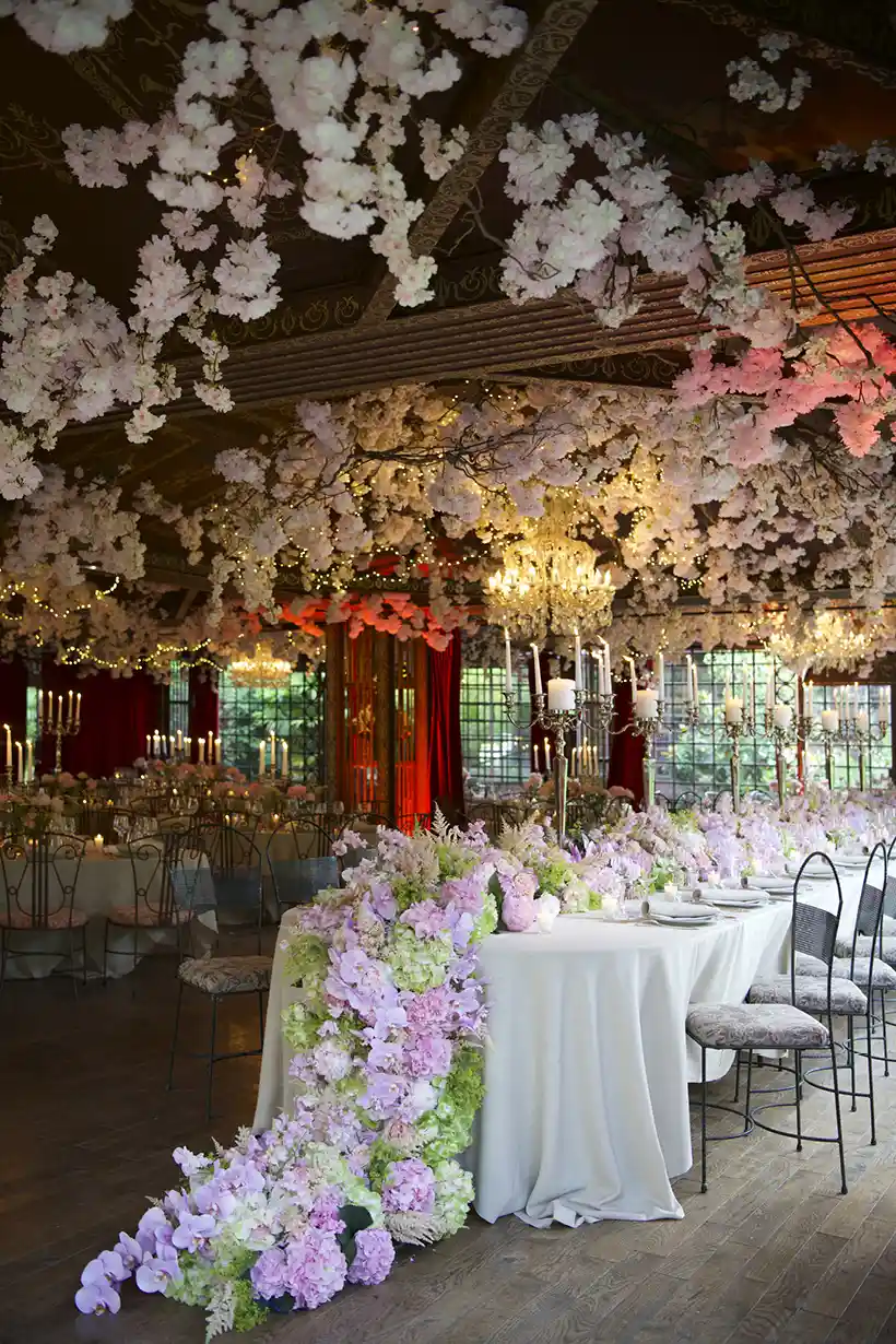 le grand salon fleuri pour un mariage