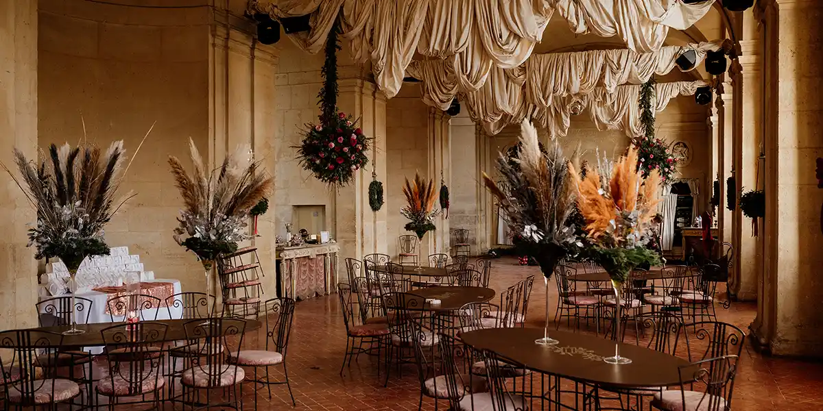 floral settings in the Grande Galerie before a wedding
