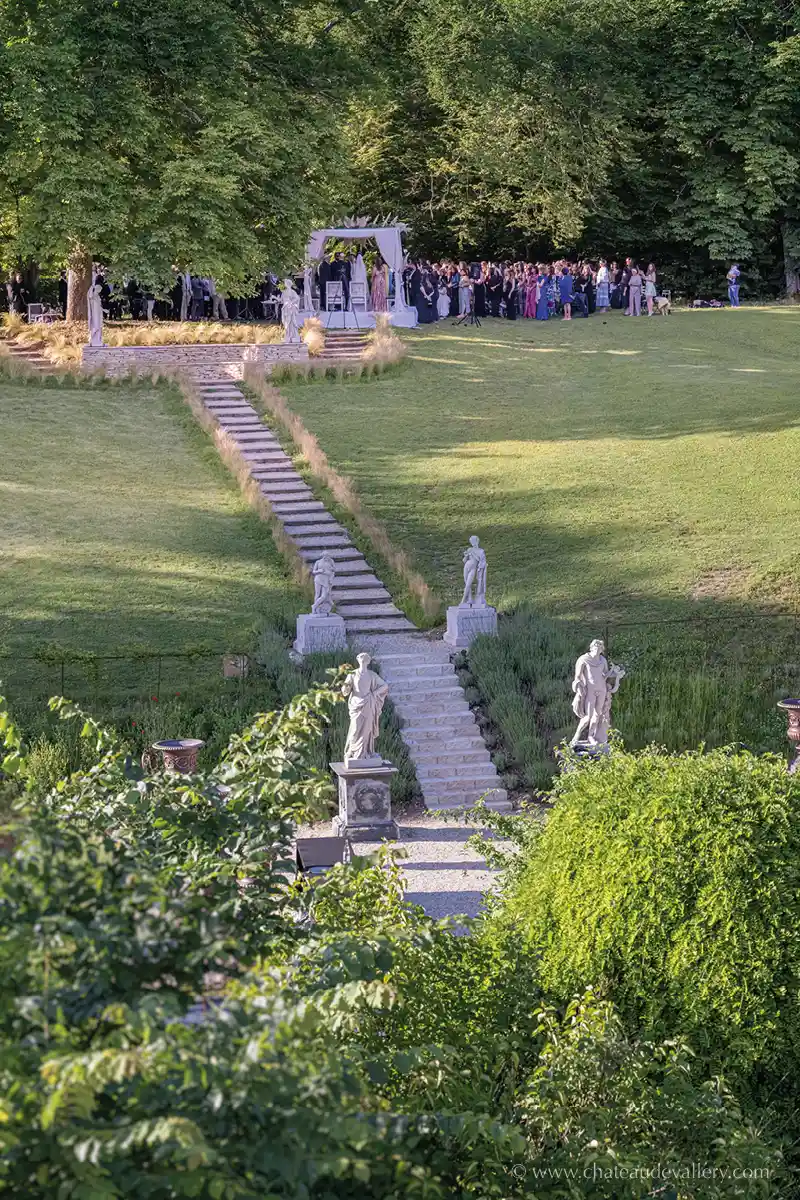 outdoor Jewish ceremony