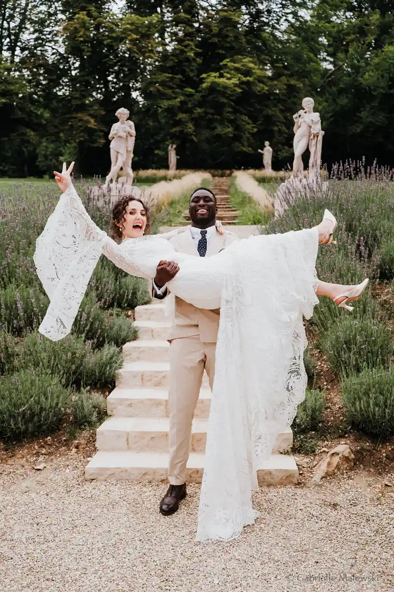 le grand escalier qui mène à la forêt