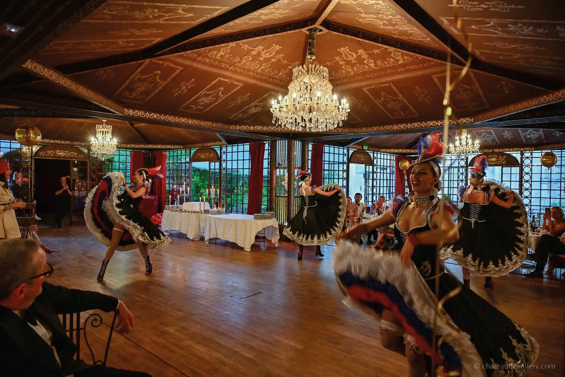 French Cancan au château