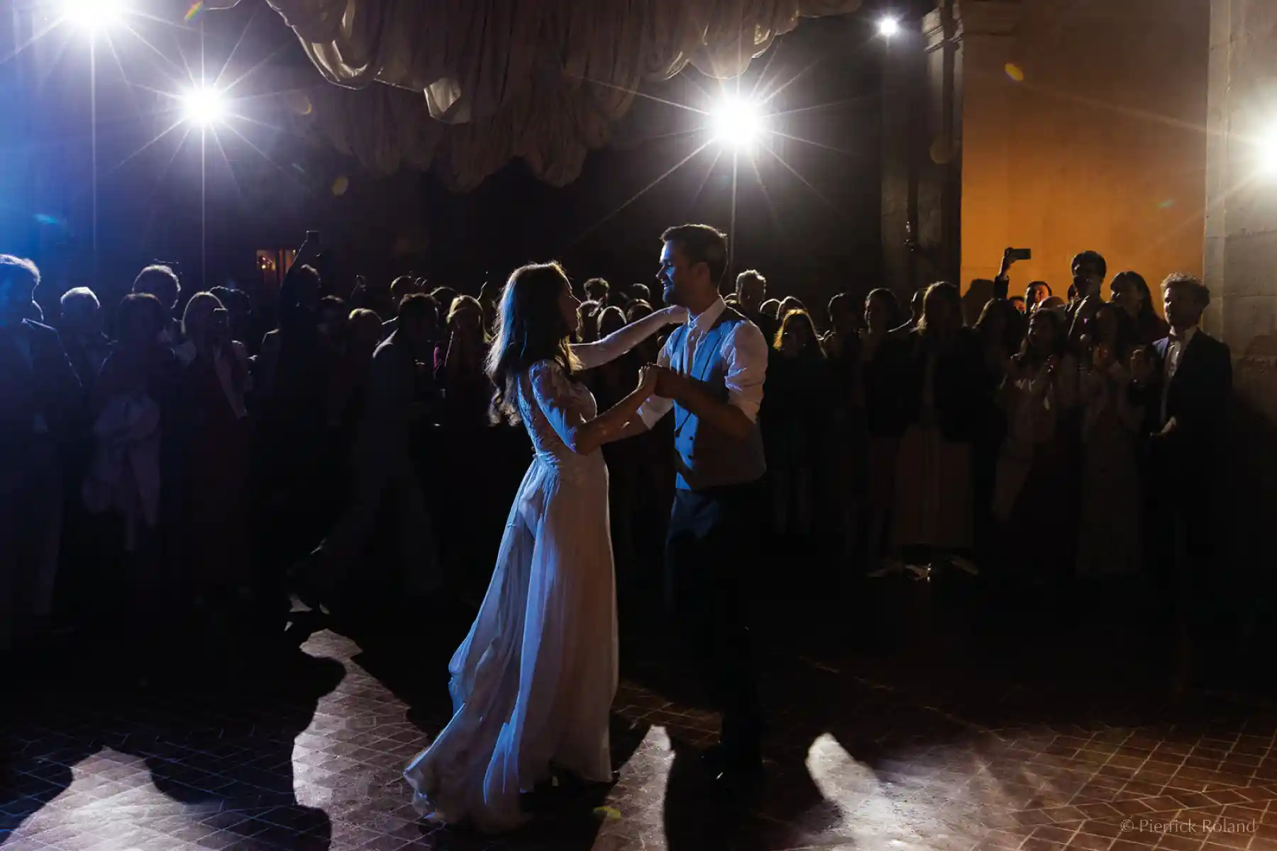 ouverture du bal dans la grande salle