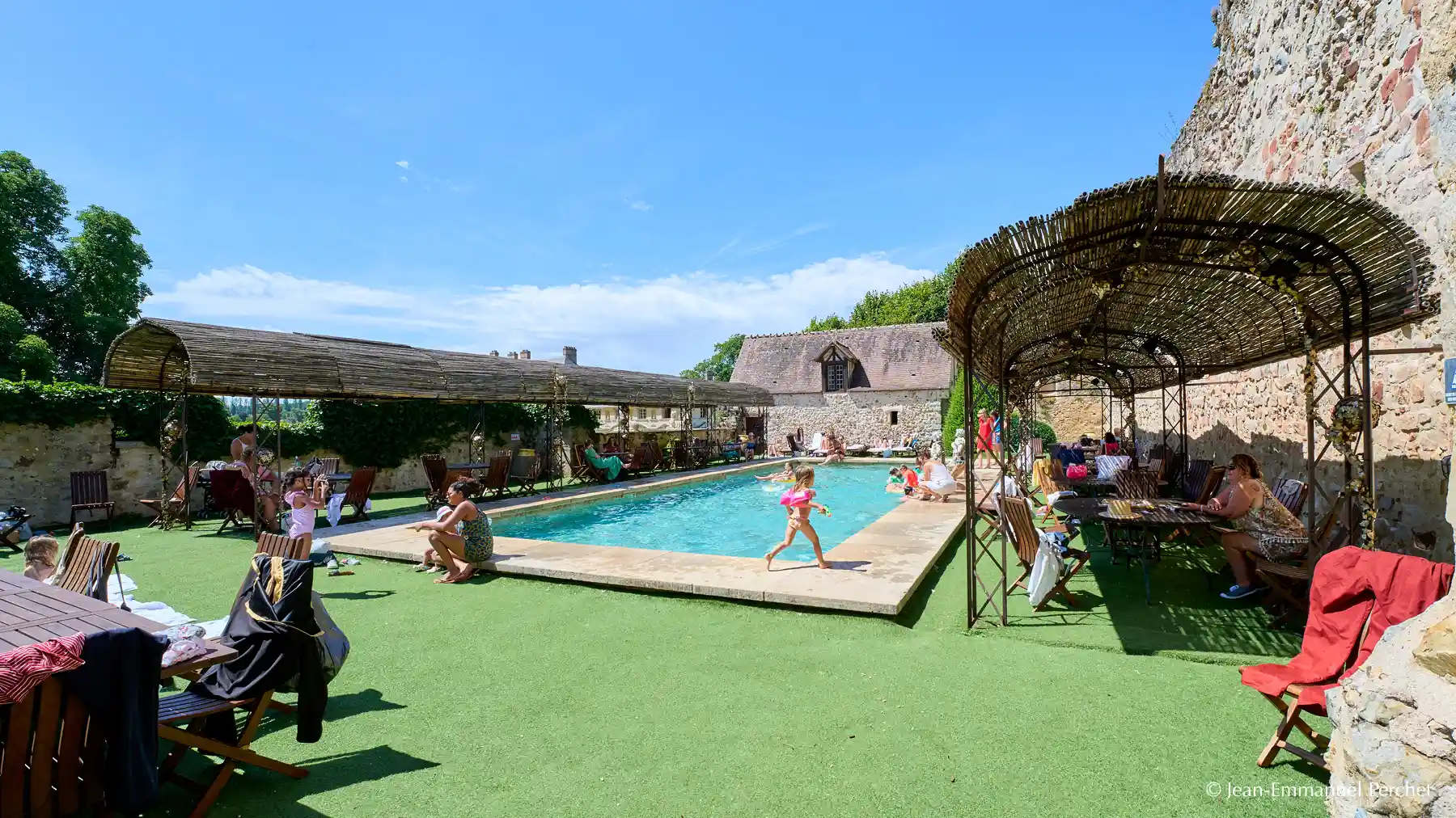 pool for the wedding eve