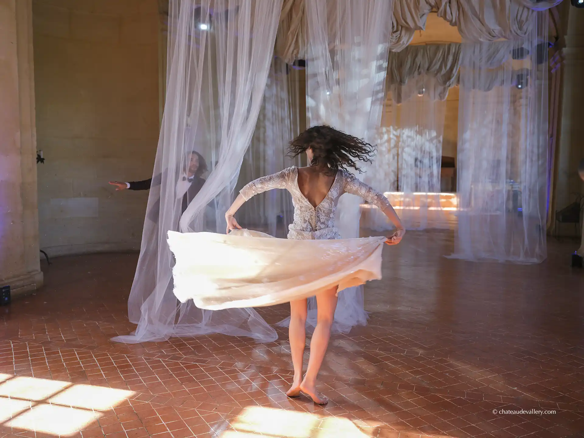 la galerie habillée de voiles