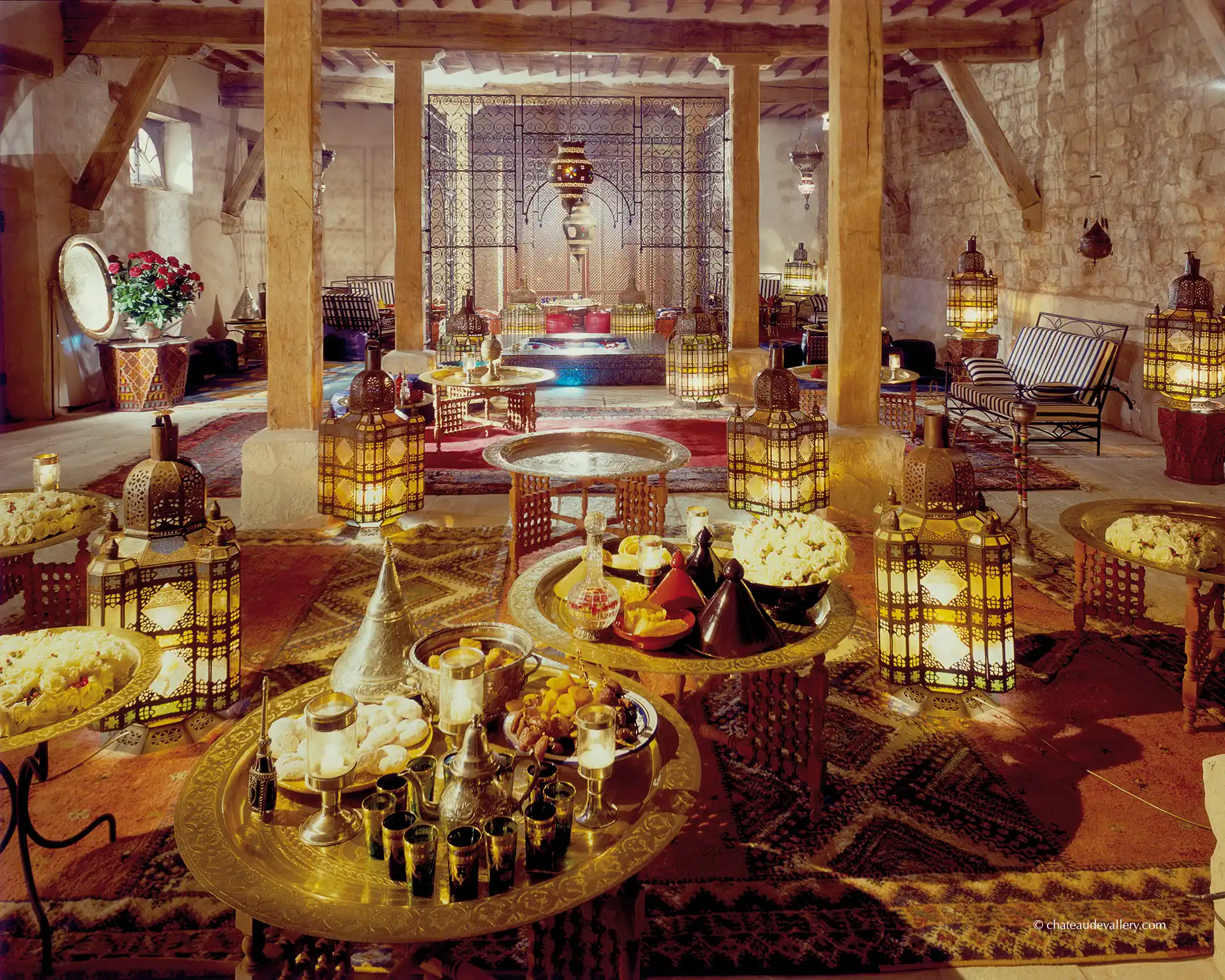 shoot in a Oriental Pavilion in France