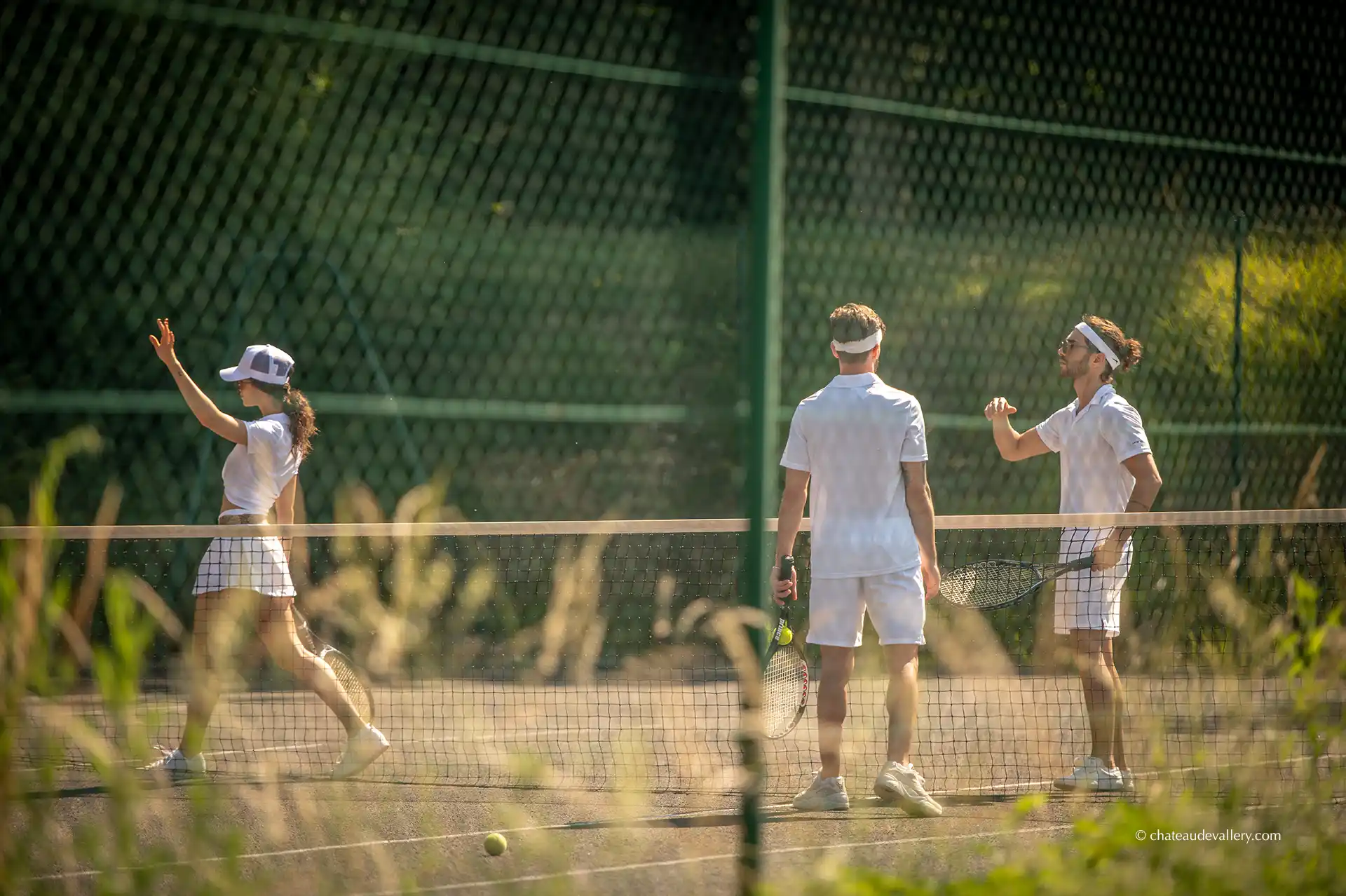 Château de Vallery tennis court