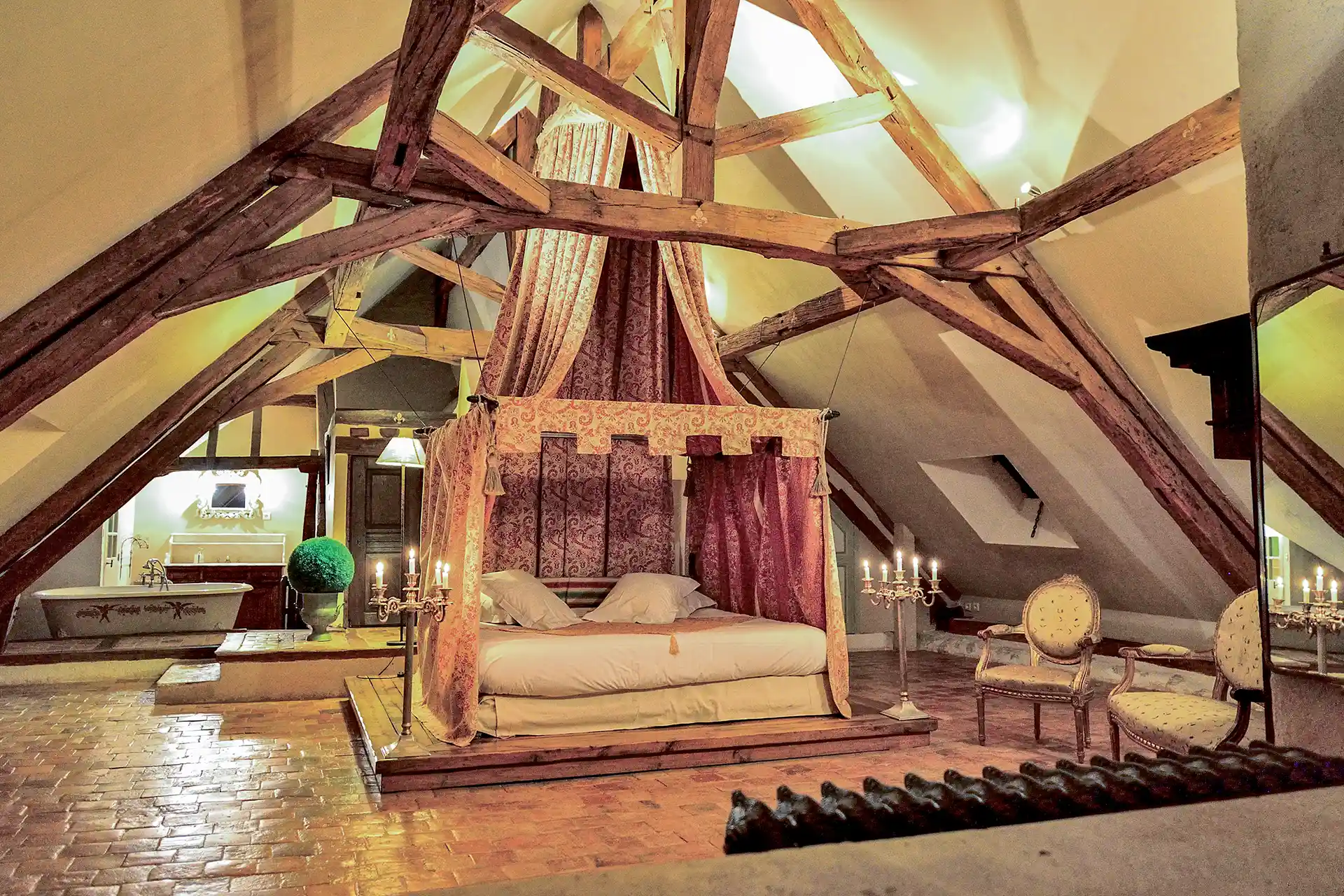 One of the bridal rooms of the chateau