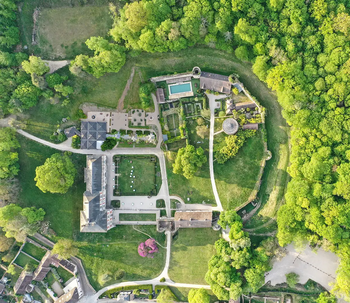 photo aérienne du Château de Vallery